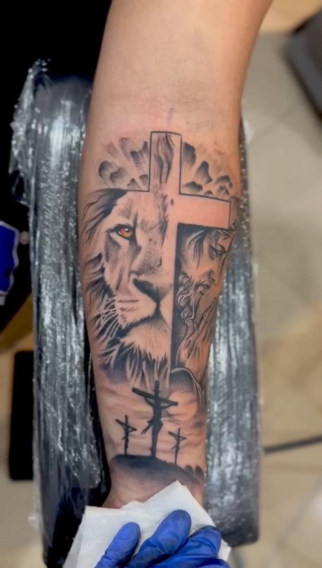 JUAN PABLO tattoo artist