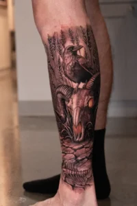 black and grey animal