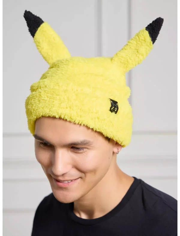 32701928_hi PKM PIKACHU SHERPA BEANIE YELLOW