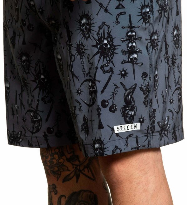 Sullen Art Collective Spiked 18